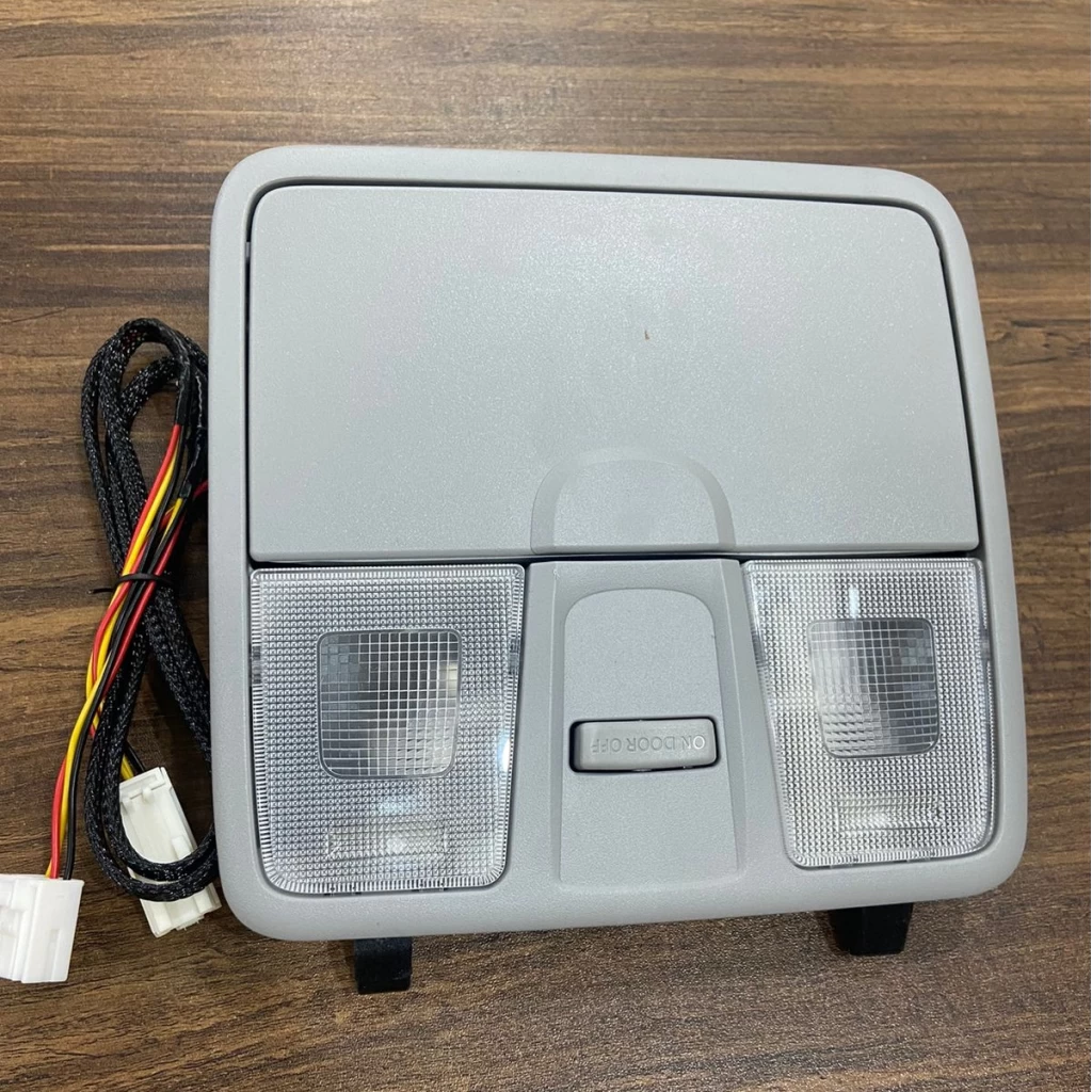 Buy Hyundai Creta 2024-2025 Roof Light Sunglass Holder Online | RideoFrenzy