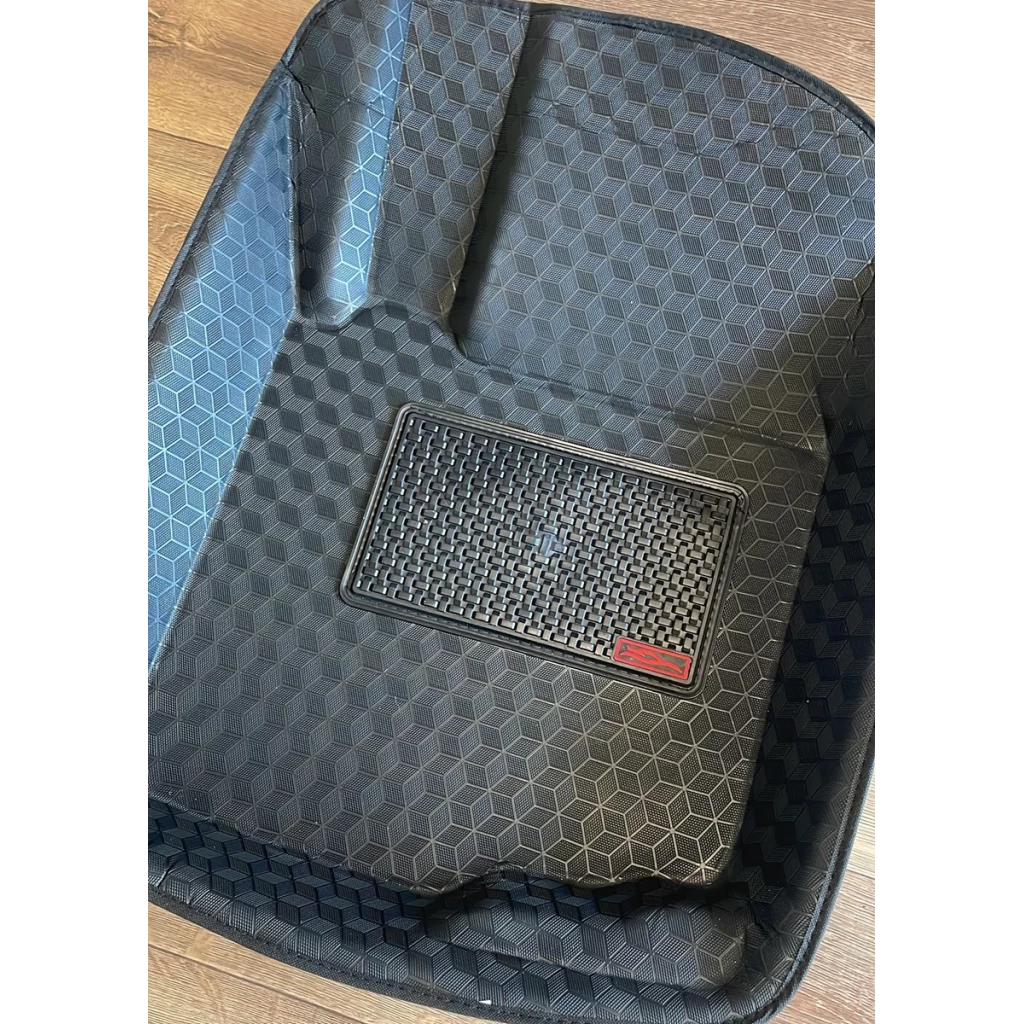 Buy Skoda Kylaq 4D Crocodile Floor Mats online India at lowest prise | RideoFrenzy