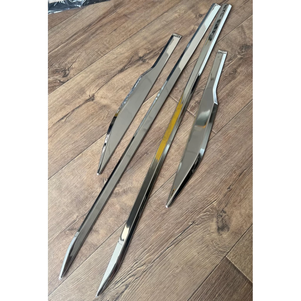Buy Skoda Kylaq Original Chrome Side Beading @1699 | Rideofrenzy